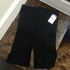High-waisted short shaper